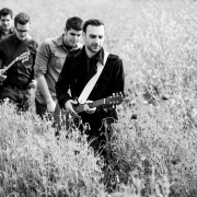 το-συγκρότημα-brightside-στην-εξοχή